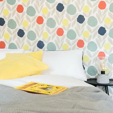 The College Green Place - Elegant & Contemporary 2bdr * Bristol