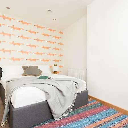 The College Green Place - Elegant & Contemporary 2bdr * Bristol